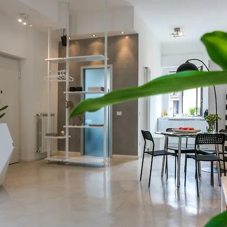 Lovely Cenisio Apartment-3